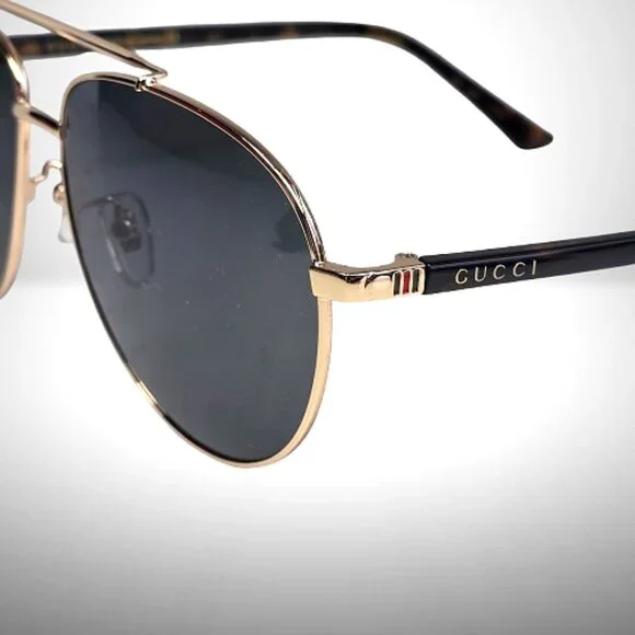 Gucci GG0043SA Aviator Sunglasses – Gold Frame / Gray Gradient Lenses - NEW - Picture 6 of 9